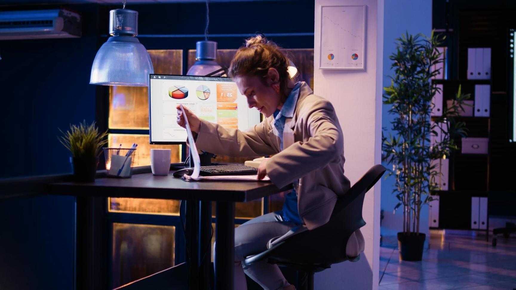 データ分析ダッシュボード